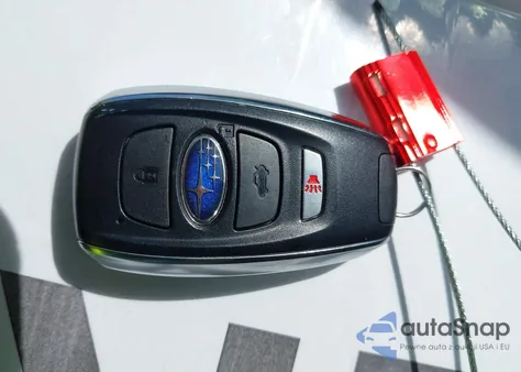 2021 Subaru Crosstrek Limited z USA, uszkodzony, nr VIN JF2GTHMC2M8257601